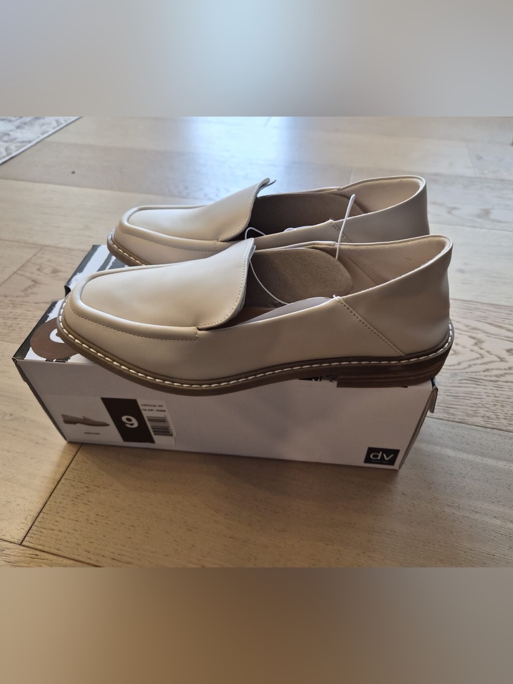 DV by Dolce Vita Women’s Beige Slip-On Loafers